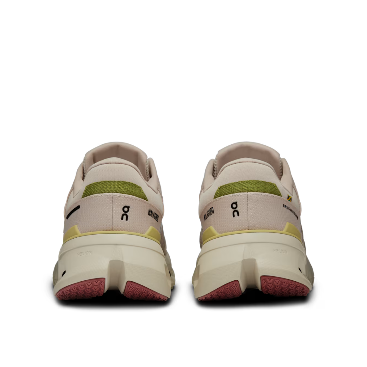 On Running Cloudrunner 2
WalkGood LA Sand Flax