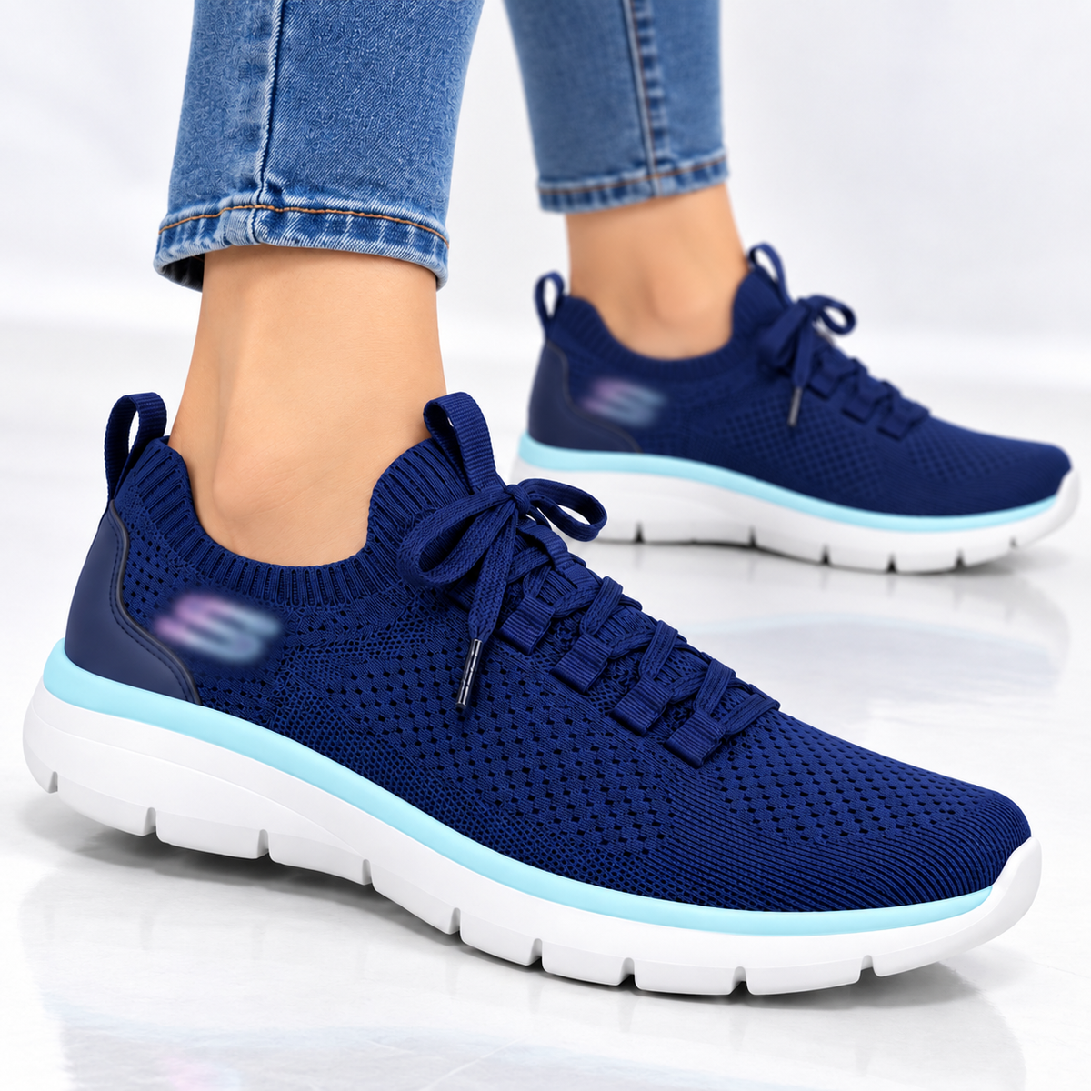 Woman Summits lifestyle sneakers