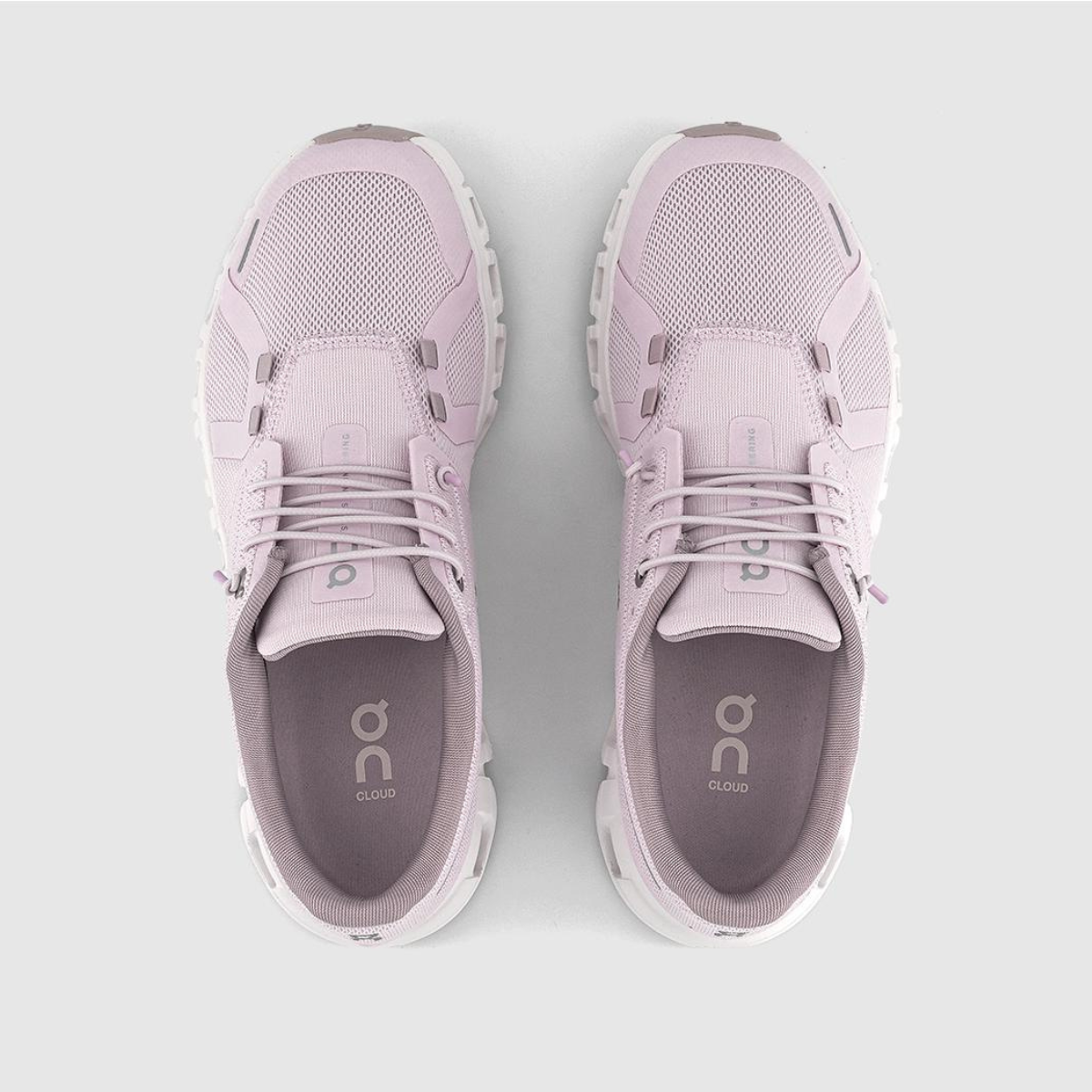 On Cloud 6 running shoes in the Mauve Orchid/Fade