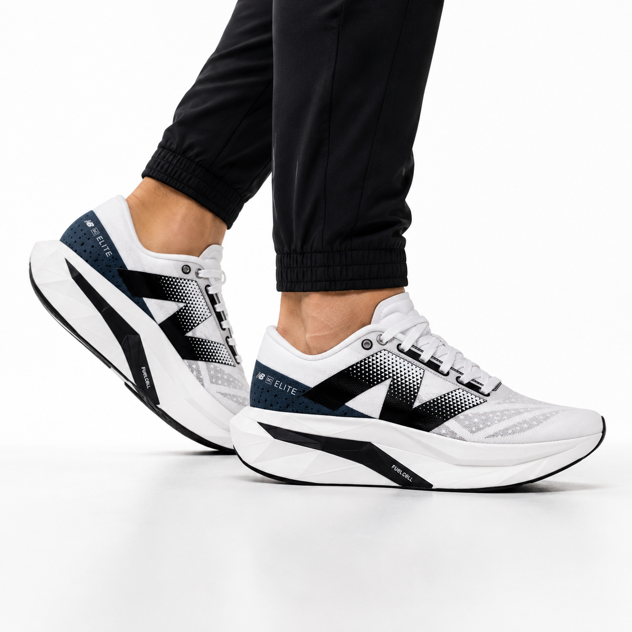 New Balance Fuel Cell Super Comp Elite V 4