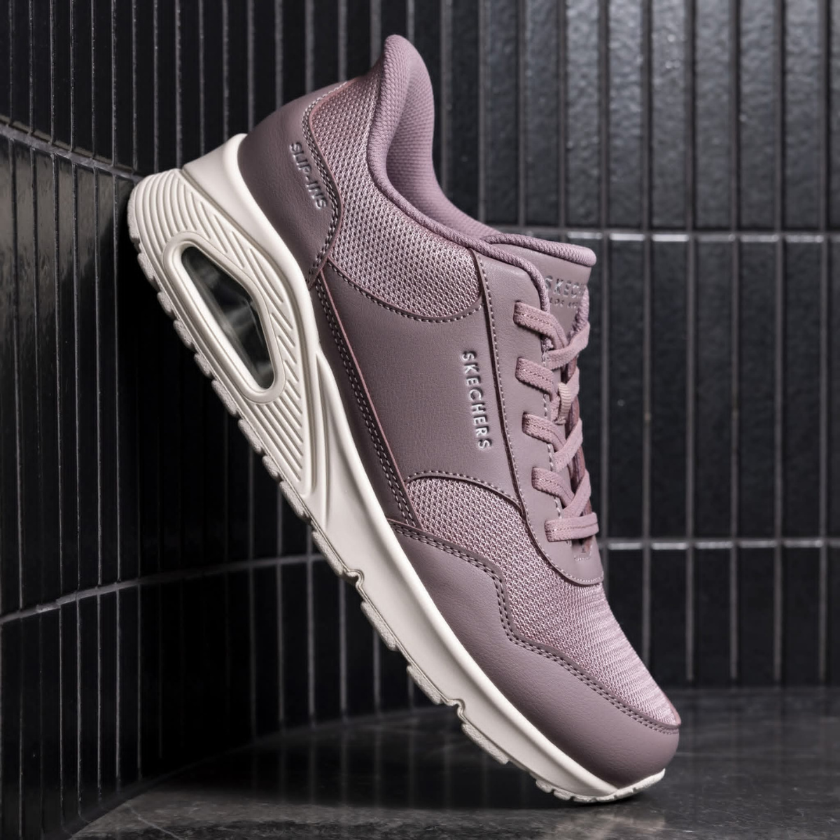 Skechers Street Hands Free Slip-ins: Uno