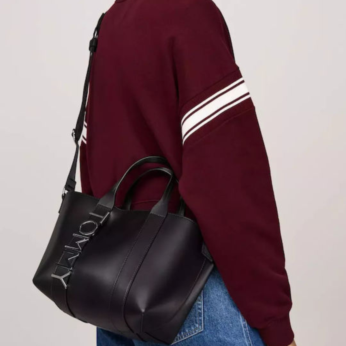 Tommy Hilfiger
Women's Tote Handbag Black