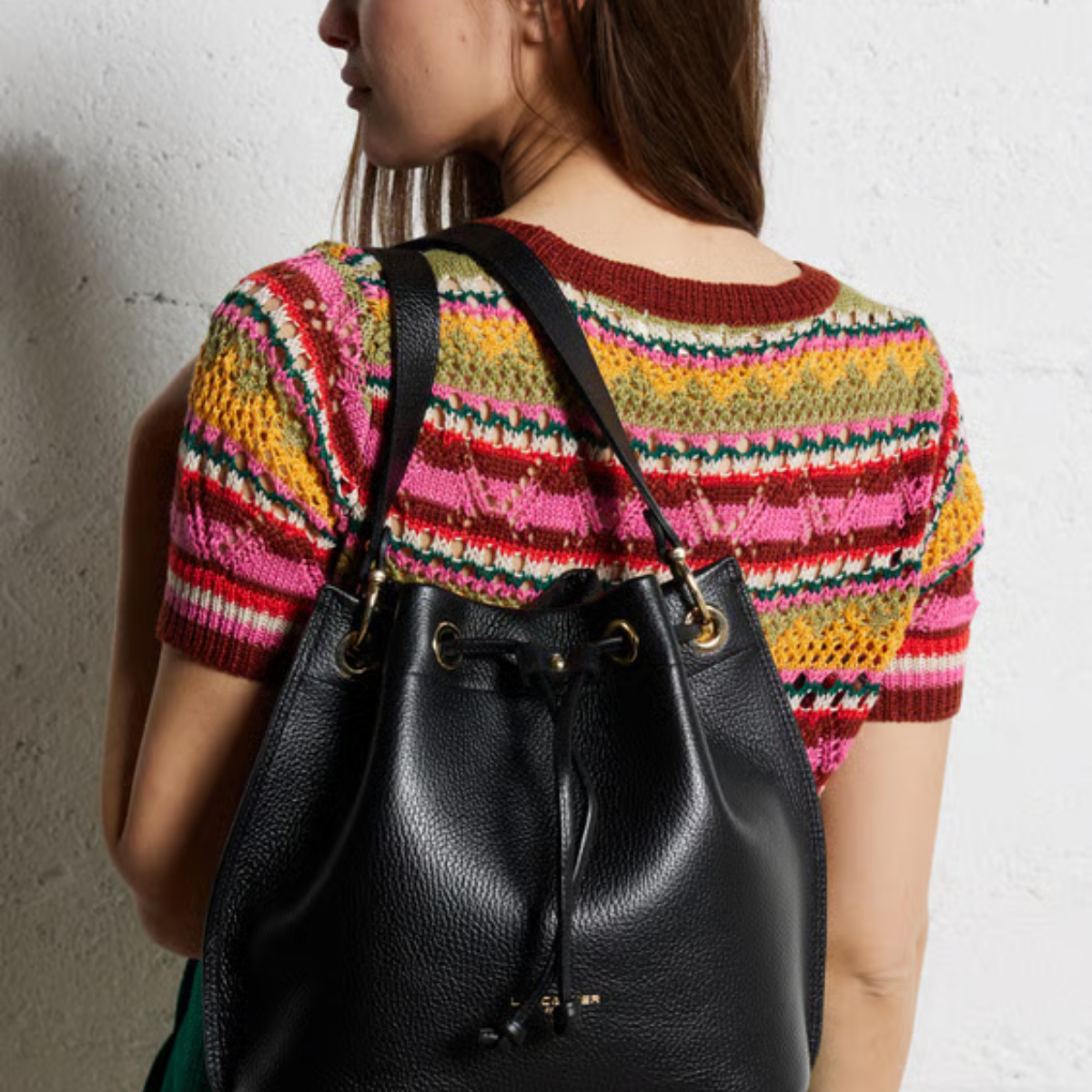 Tommy Hilfiger Luxe Leather Bucket Bag Women