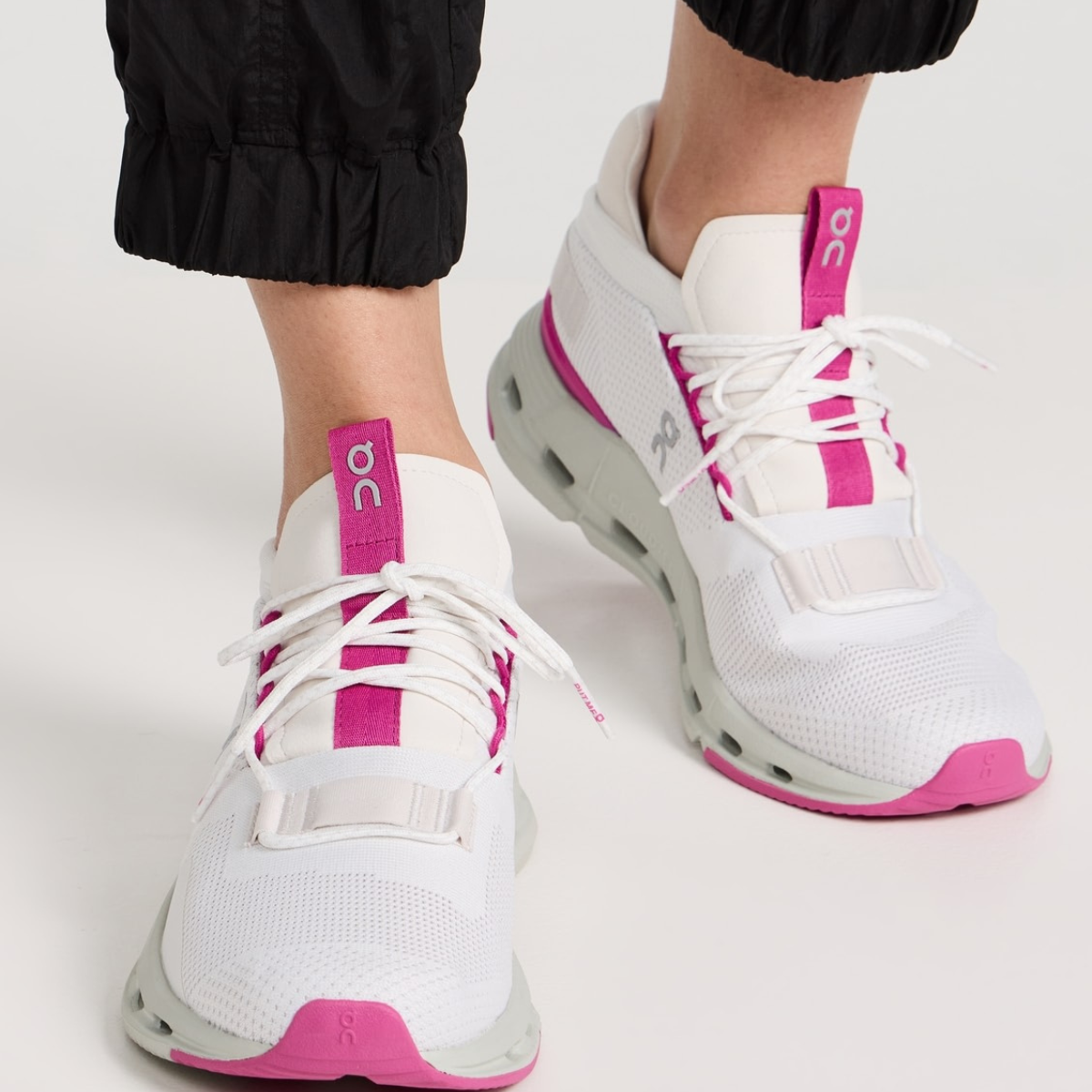 On Running Cloudnova White/Pink Sneakers