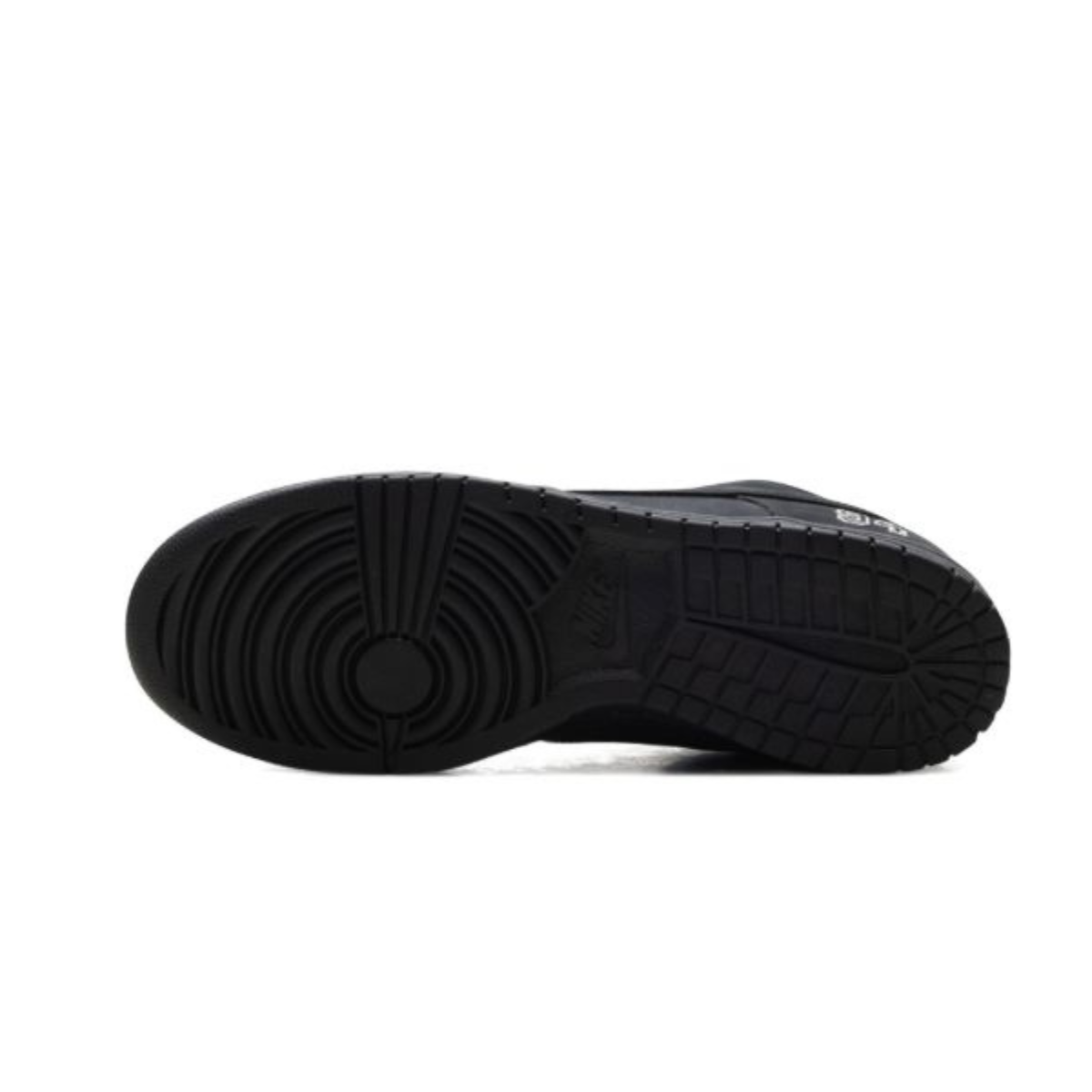 Nike SB Dunk Low "Supreme - Black" sneakers