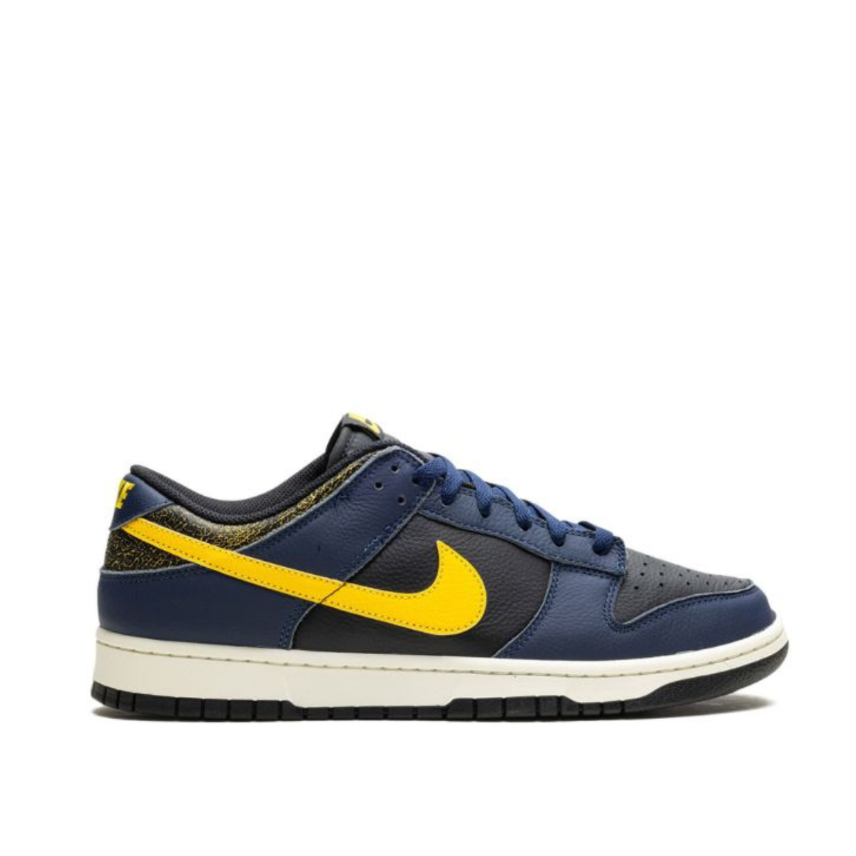 حذاء رياضي Nike Dunk Low Vintage "Michigan"
